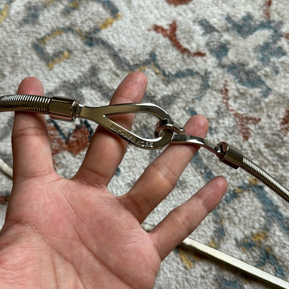 Michael Kors silver belt - Picture 5 of 7